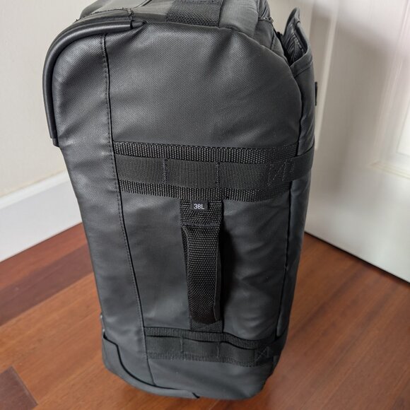 Eagle Creek Flatbed Carry-On Rollaboard 20" Wheeled Duffel, 38L - Picture 12 of 16